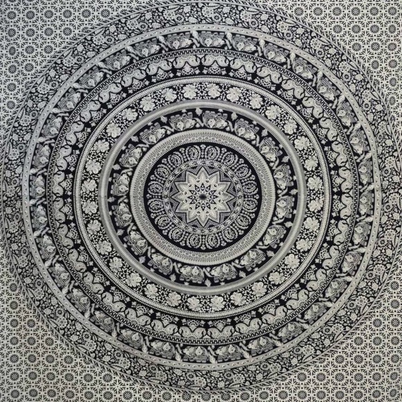 Boho TAPESTRY - Picture 3 of 3